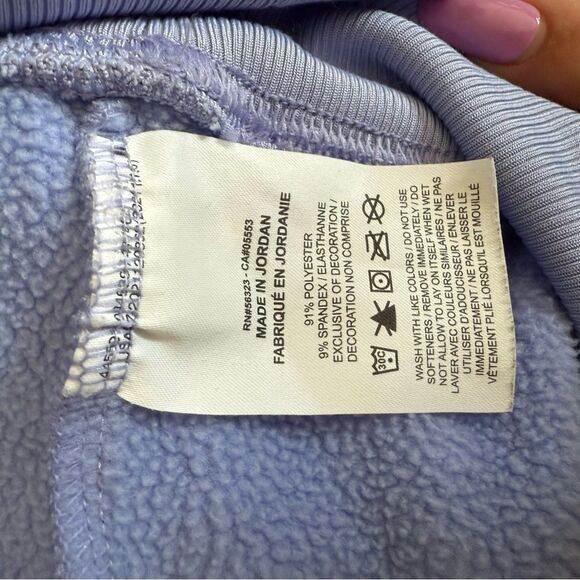 Nike therma fit Lavender Pullover Hoodie - Picture 8 of 9